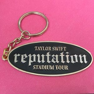 TAYLOR SWIFT REPUTATION Black Keychain New